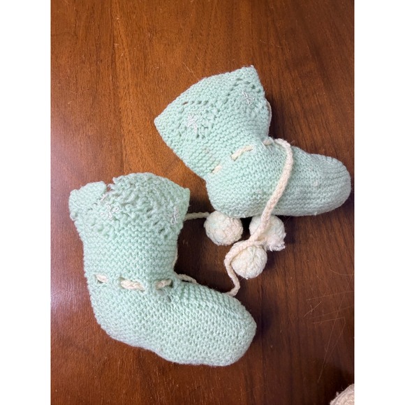 Vtg Crochet Baby Bootie Lot of 3 Infant Pink Cream Mint Green Pom Pom - Picture 11 of 11